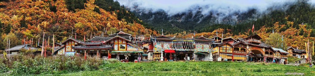 Jiuzhaigou Nature Reserve Travel Guide: Best Time to Visit, How to Get There, Top Attractions