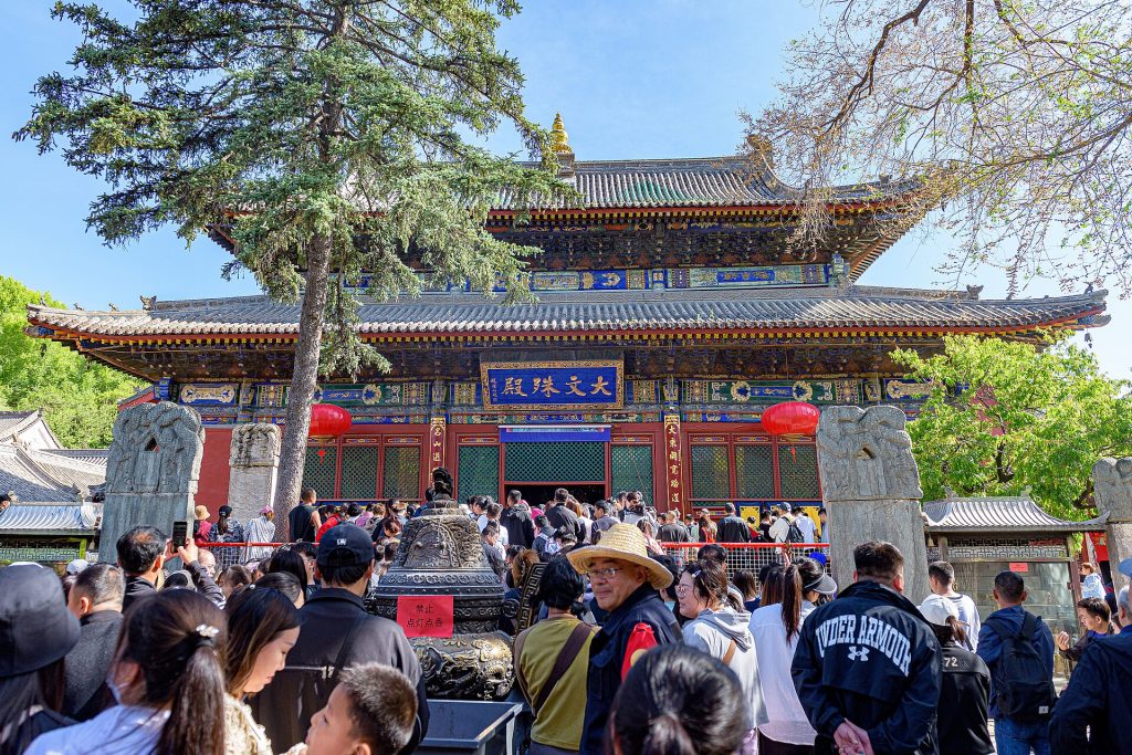 Wutaishan National Park Travel Guide: Best Temples, Hiking Routes, and How to Visit