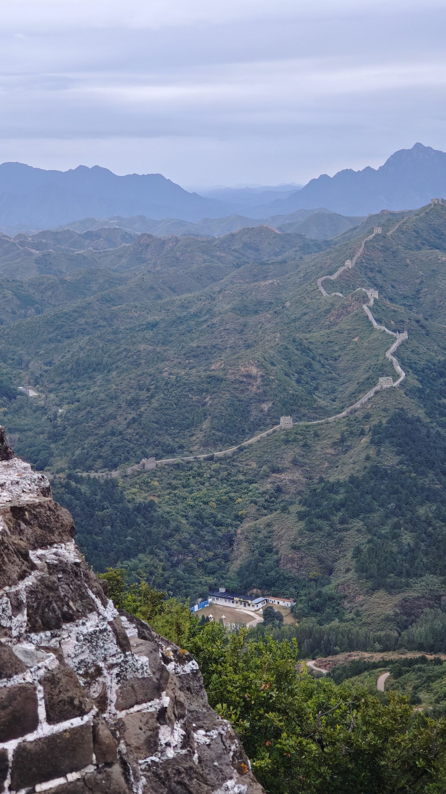 Simatai Great Wall Hiking Guide: How to Visit, Best Sections, Cable Car & Night Tour Tips