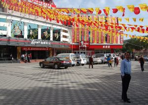 Jiuquan Travel Guide: Where to Go, Top Attractions & Trip Tips