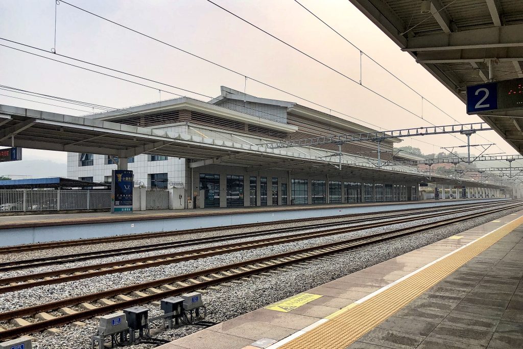 Yunfu Travel Guide: Where to Go, What to See, and Top Attractions