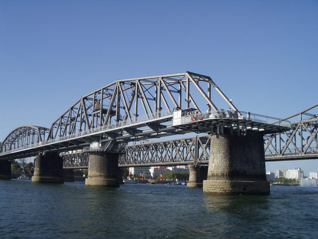 Dandong Travel Guide: Where to Go, What to See, Border Tours