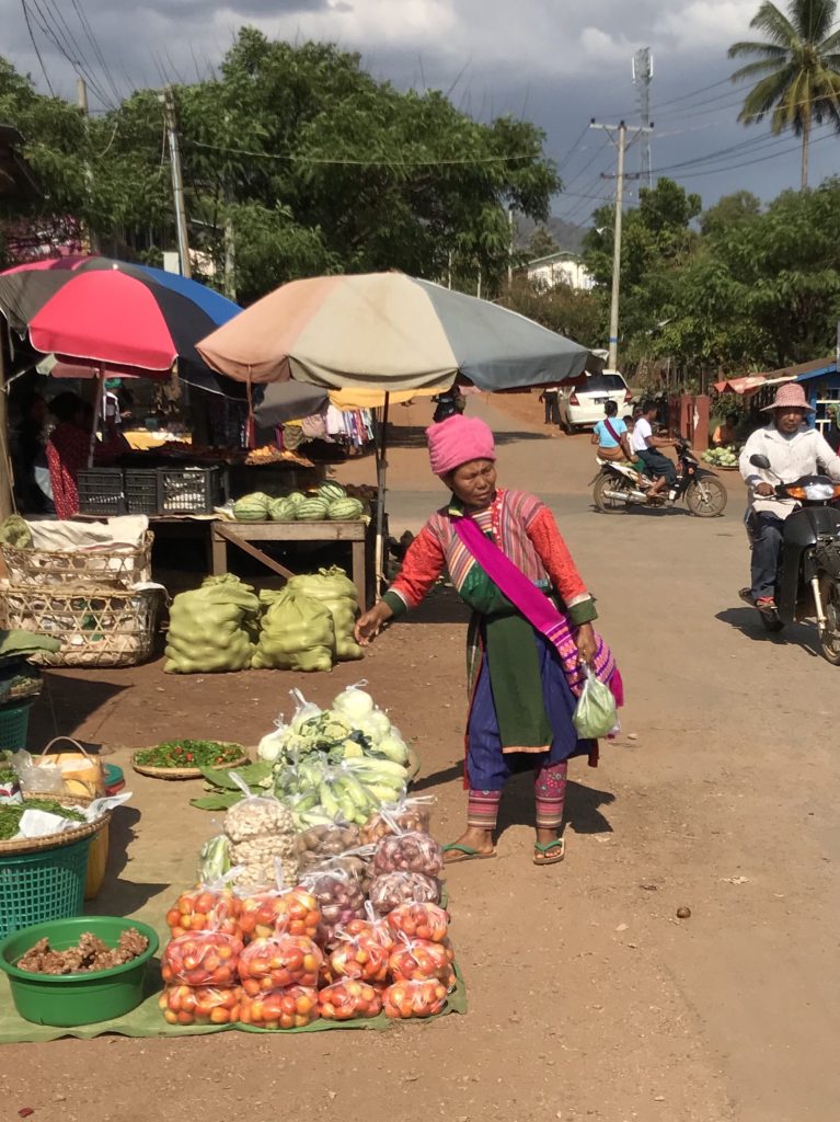 Lisu People Villages, Festivals, Traditional Clothing, and Food