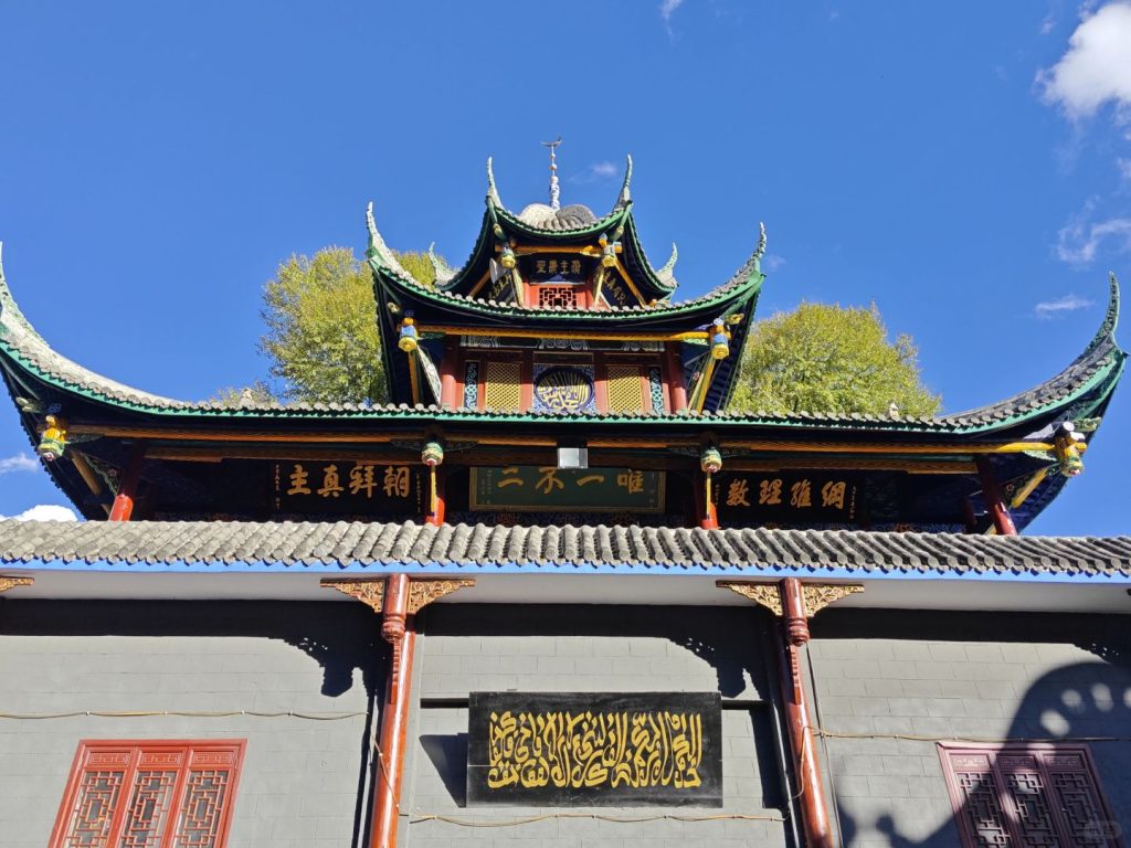 Songpan Ancient Town Travel Guide: Where to Go, What to See, How to Get There