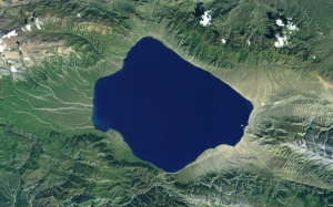 Sayram Lake Xinjiang Travel Guide: Best Time to Visit, How to Get There, Things to Do