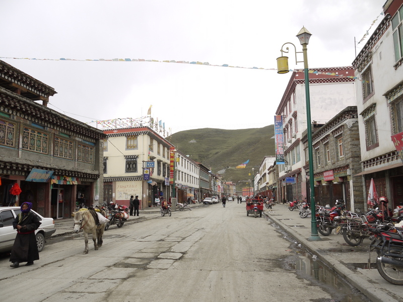 Tagong Travel Guide: Where to Go, What to See, and How to Plan Your Trip