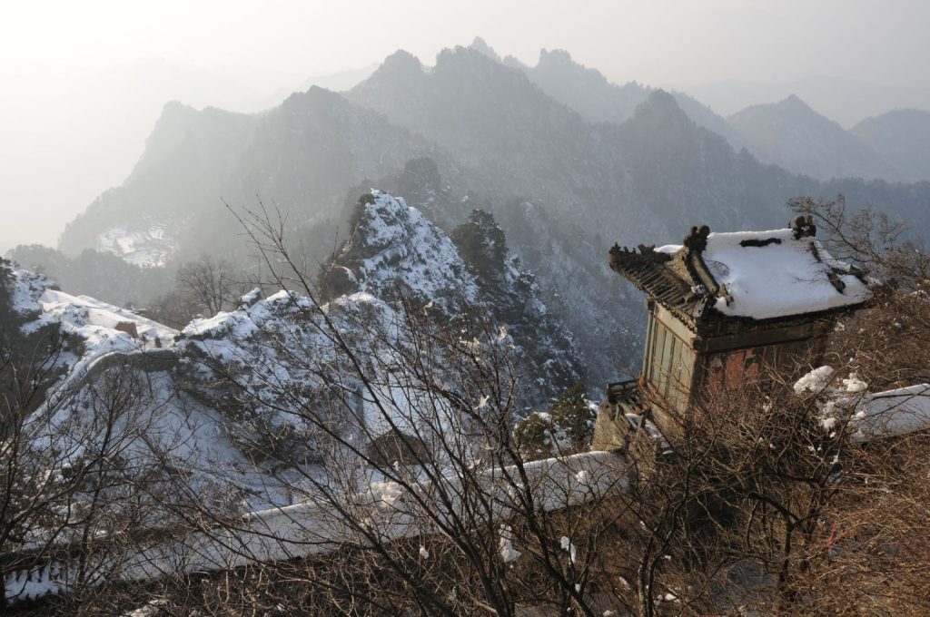 Wudang Mountains Travel Guide: Where to Go, What to See, How to Visit