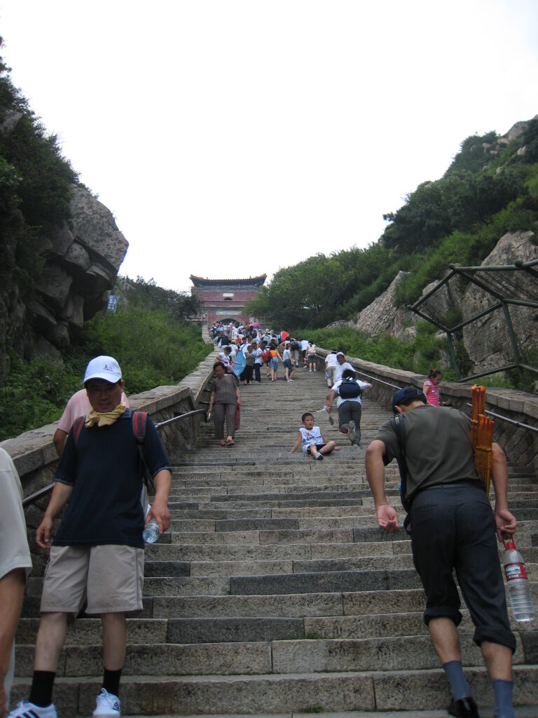 Double Ninth Festival 2026: Date, City Climbs and Elders