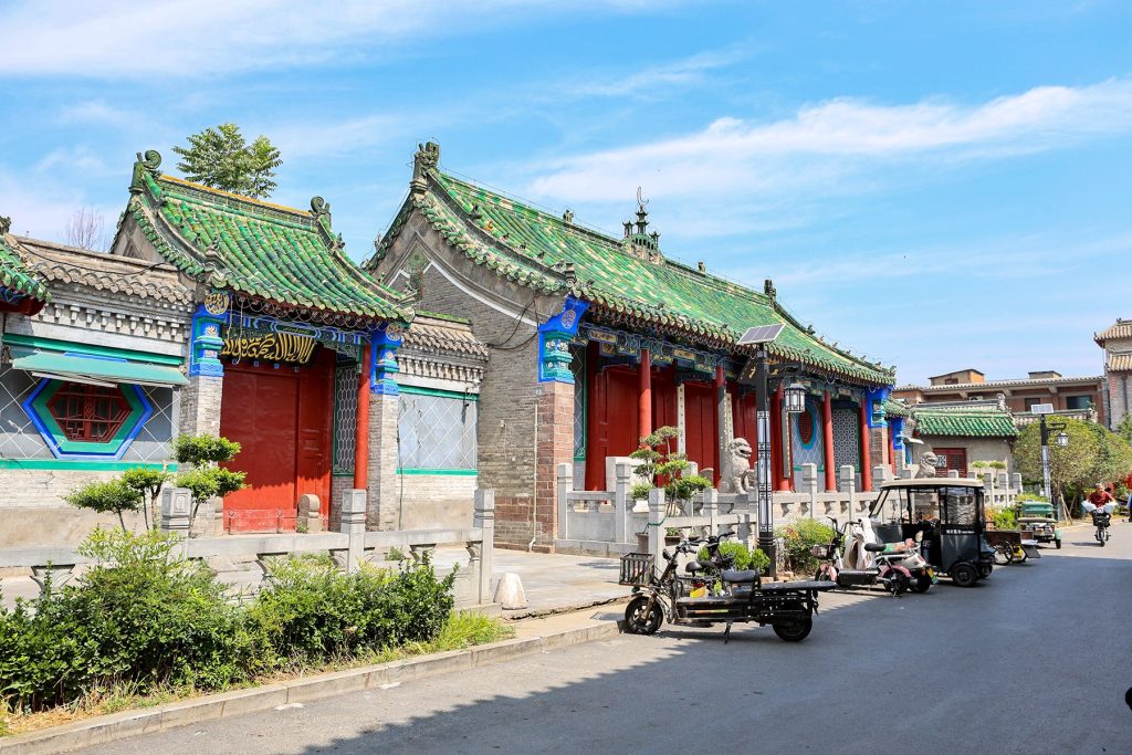 Kaifeng Night Market and Ancient City Autumn Walk