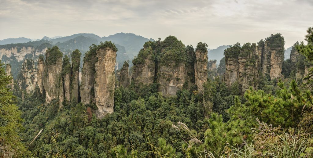 The Overnight Bus to Zhangjiajie and the Shared Instant Noodles