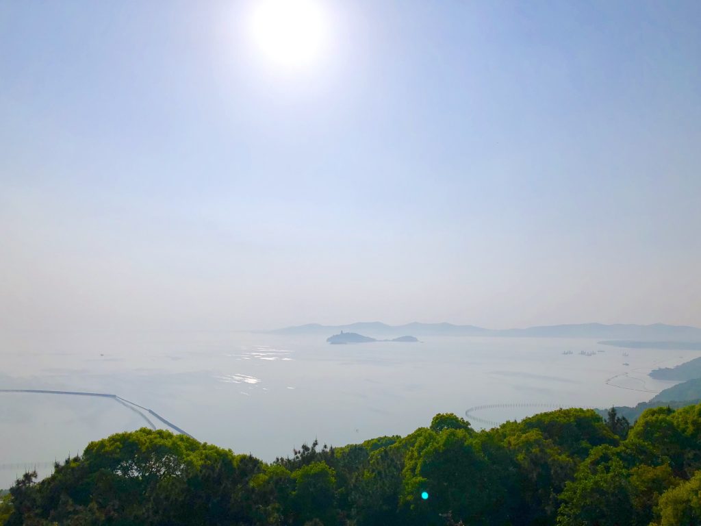 Wuxi Taihu Lake Autumn Day Trip from Shanghai