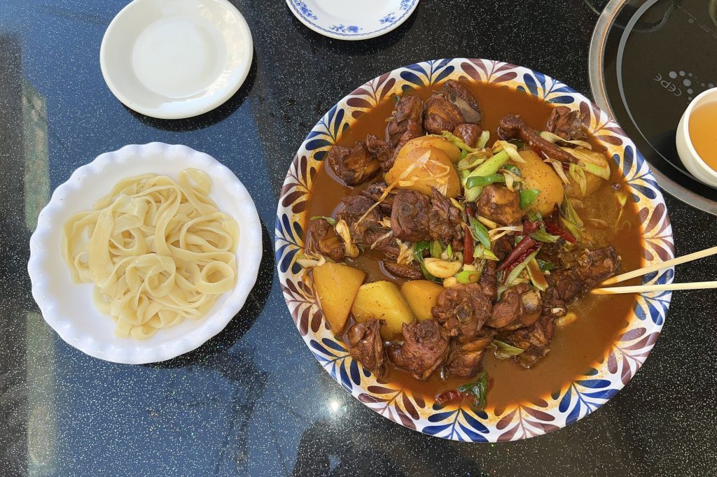 Xinjiang Big Plate Chicken (Dapanji) for First-Timers