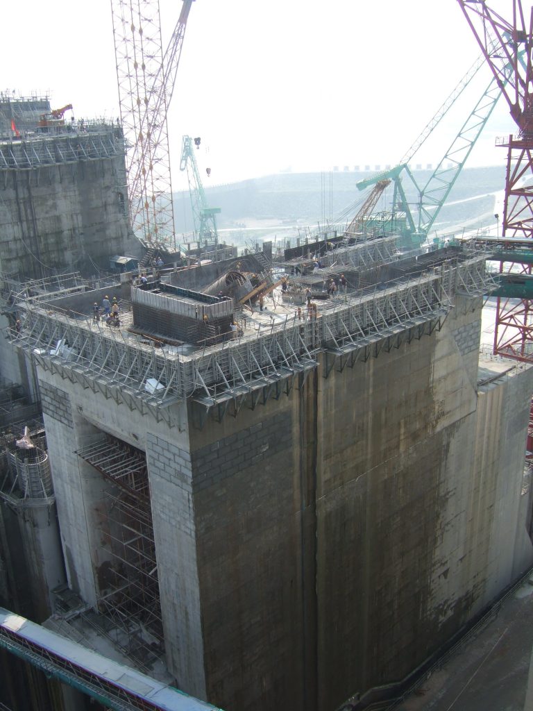 Yichang Three Gorges Dam Autumn Day Trip 2026