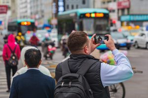 Smartphone map app showing Chinese street names beside a metro exit