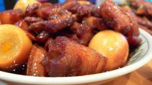 Glossy cubes of Hangzhou-style Dongpo braised pork