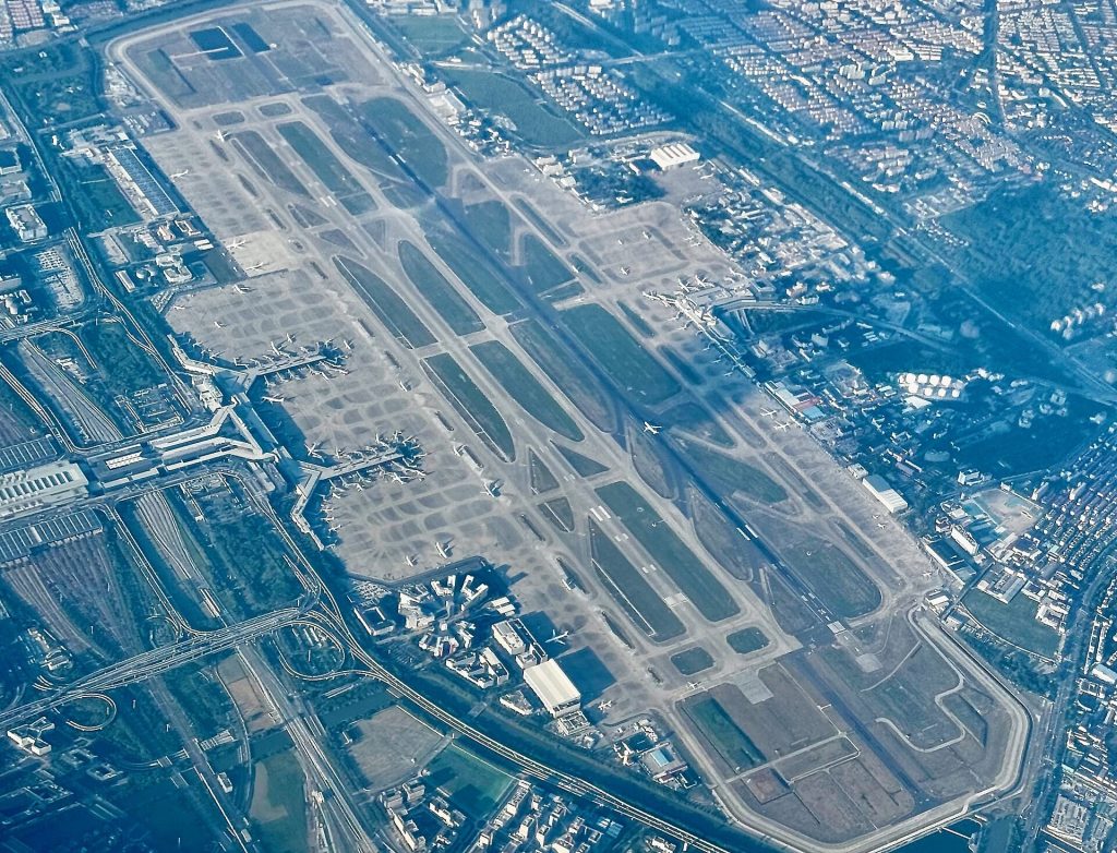 Shanghai Hongqiao Airport Transfers for Foreign First-Timers 2026